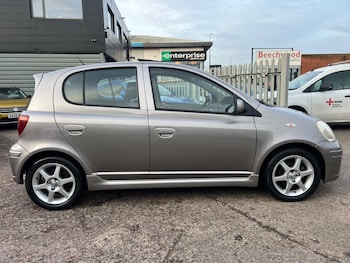 Used Toyota Yaris 2005 for sale - 77039898: Photo