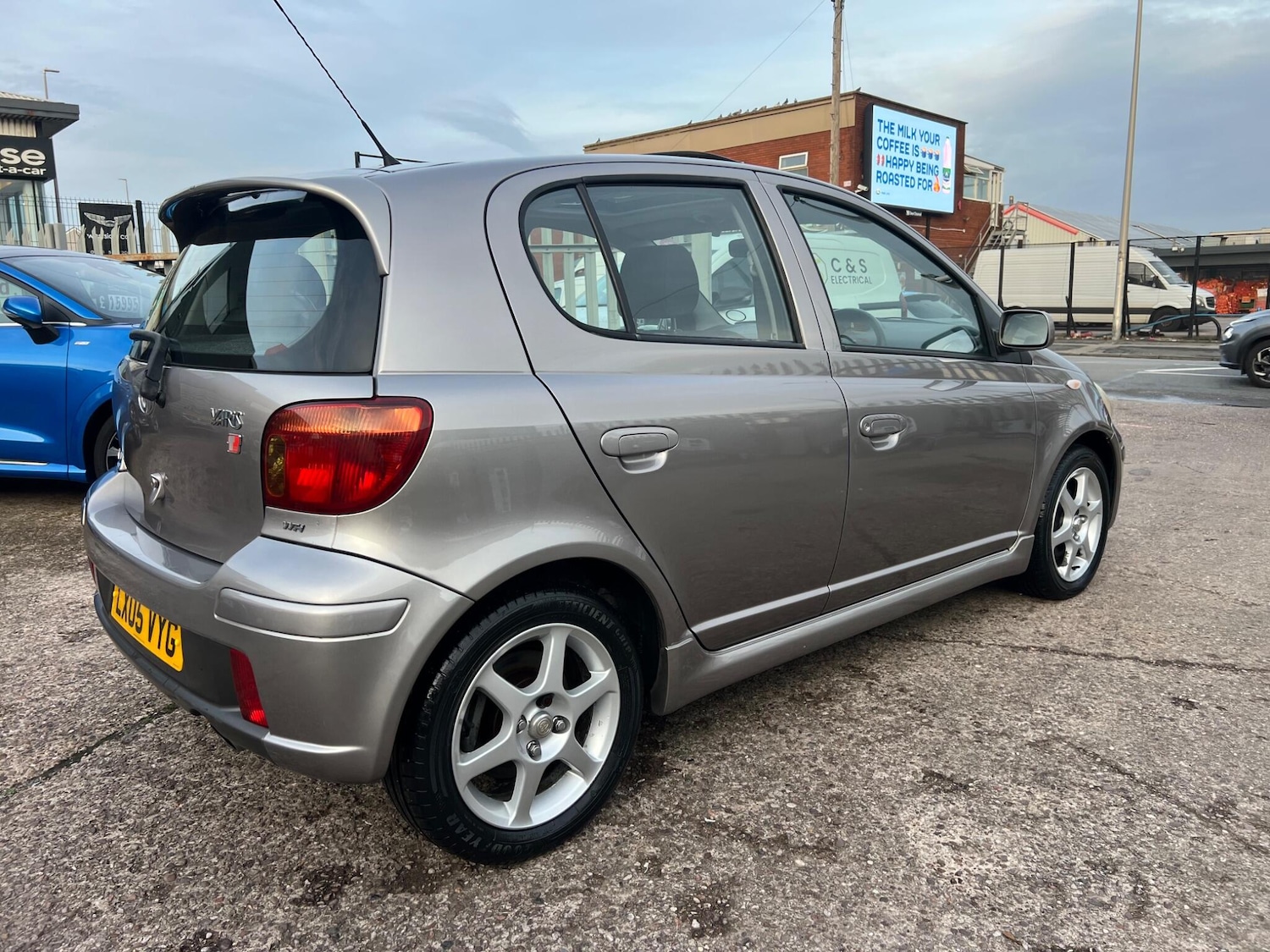 Used Toyota Yaris 2005 for sale - 77039898: Photo 5