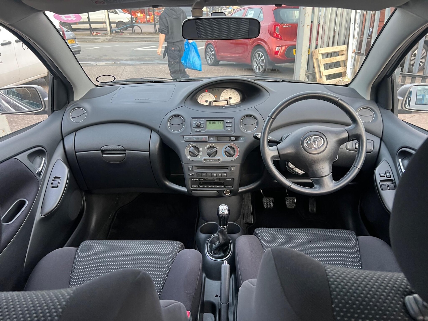 Used Toyota Yaris 2005 for sale - 77039898: Photo 9