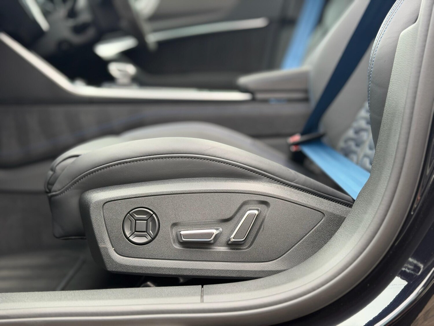 Used Audi RS6 Avant for sale - 77799175: Photo 51