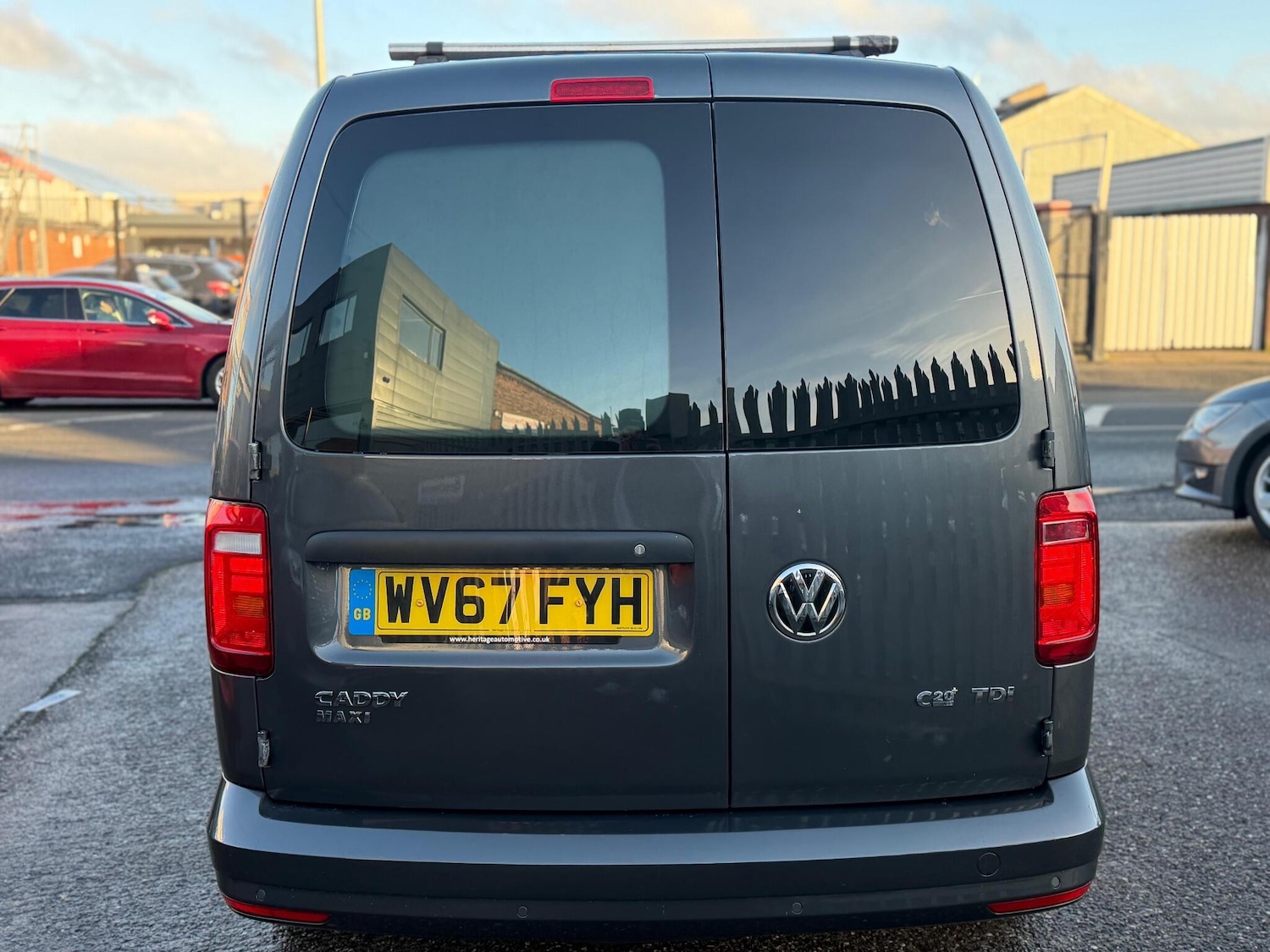 Used Volkswagen Caddy Maxi 2017 for sale - 77587155: Photo 10