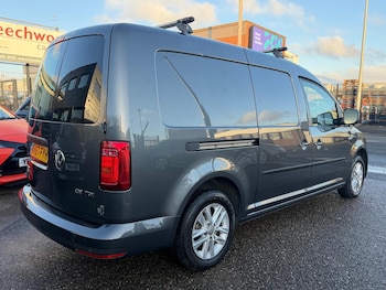 Used Volkswagen Caddy Maxi 2017 for sale - 77587155: Photo