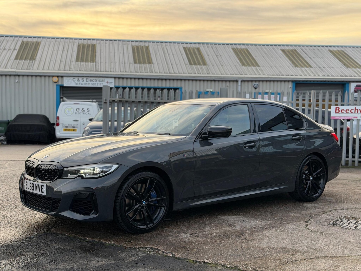 Used BMW 3 Series 2019 for sale - 78033620: Photo 3