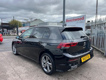 Used Volkswagen Golf 2021 for sale - 77039678: Photo