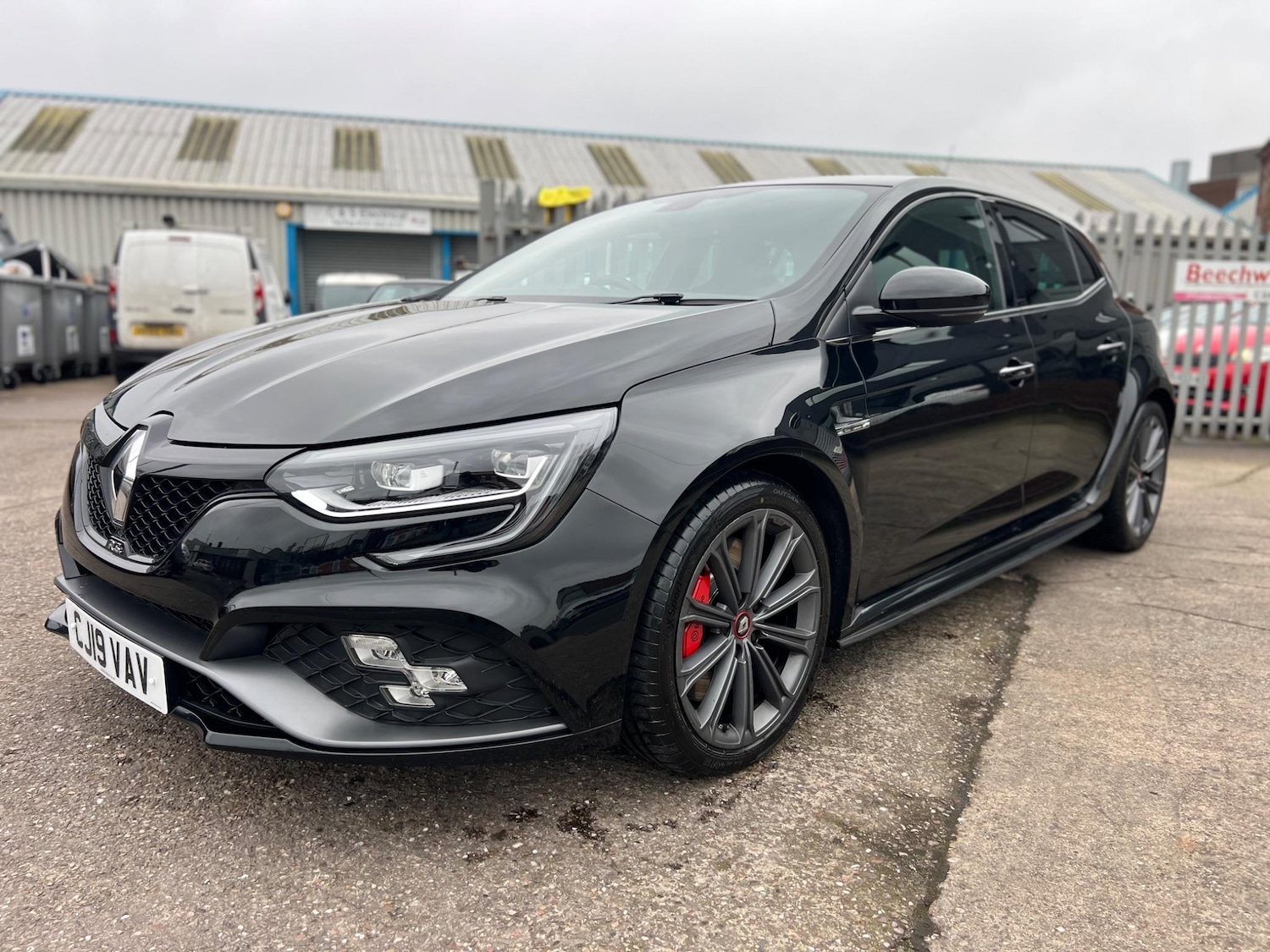 Used Renault Megane 2019 for sale - 77040125: Photo 2