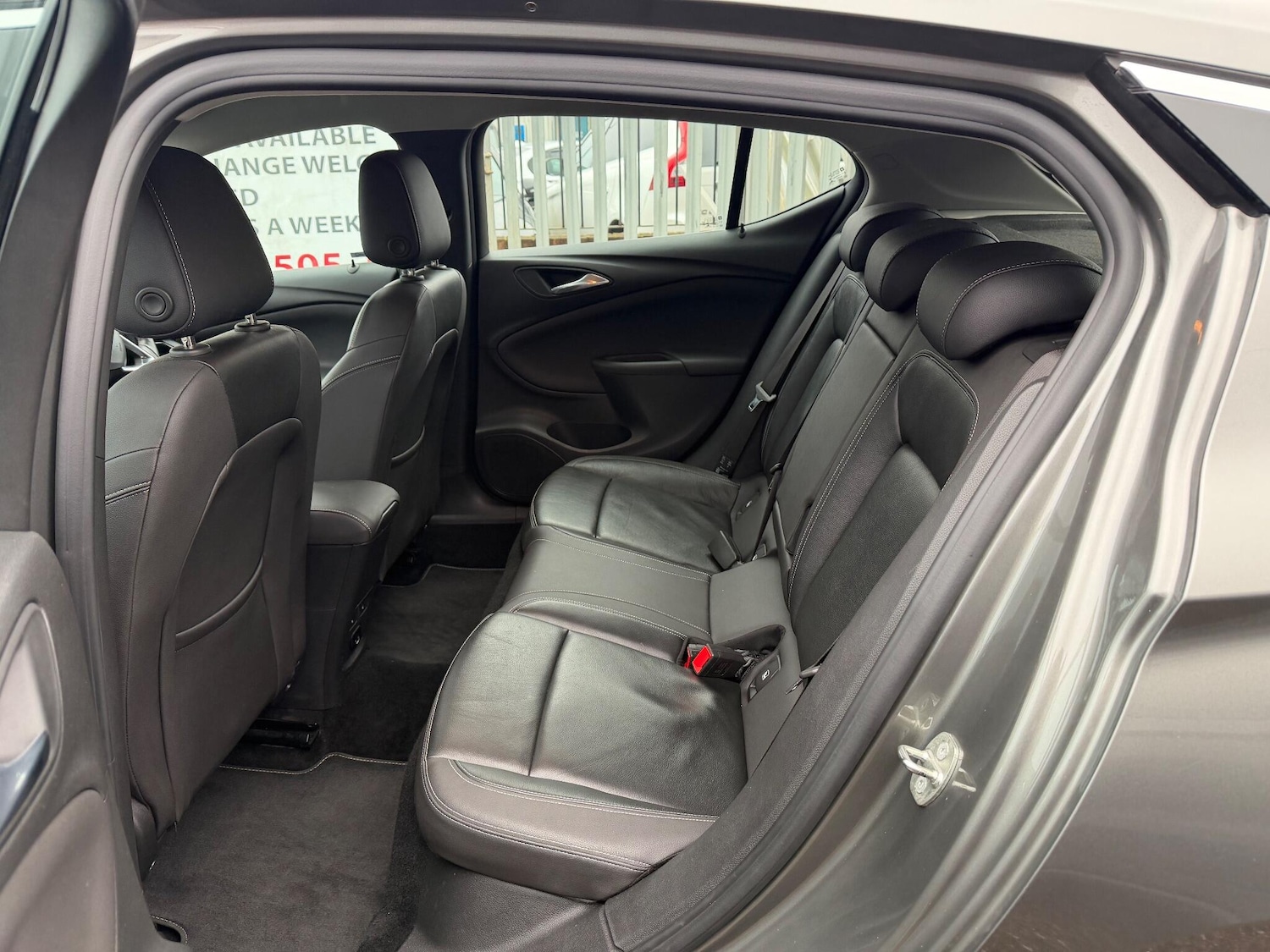 Used Vauxhall Astra 2018 for sale - 77039926: Photo 9