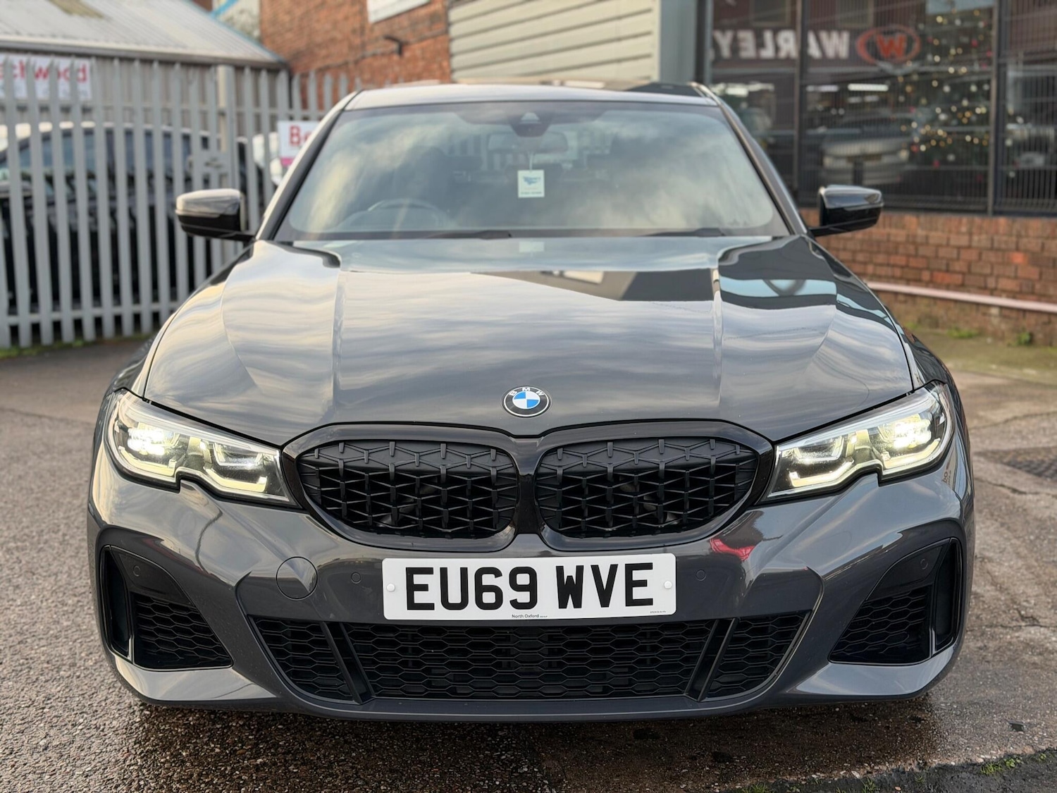 Used BMW 3 Series 2019 for sale - 77143232: Photo 2