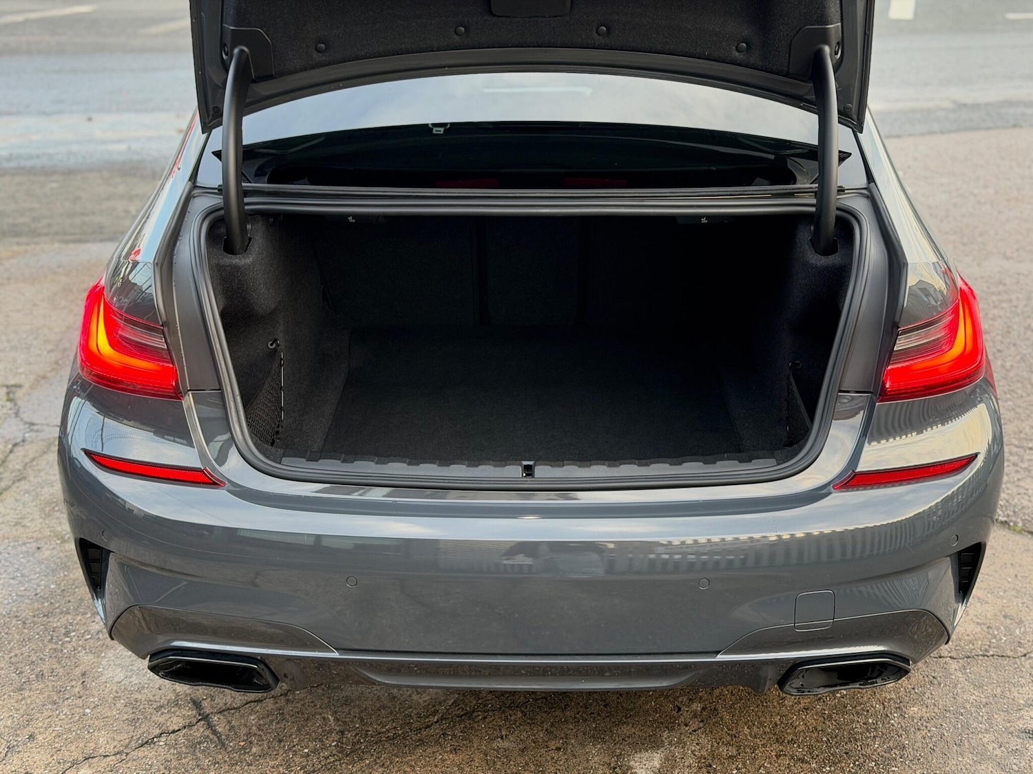 Used BMW 3 Series 2019 for sale - 77143232: Photo 58