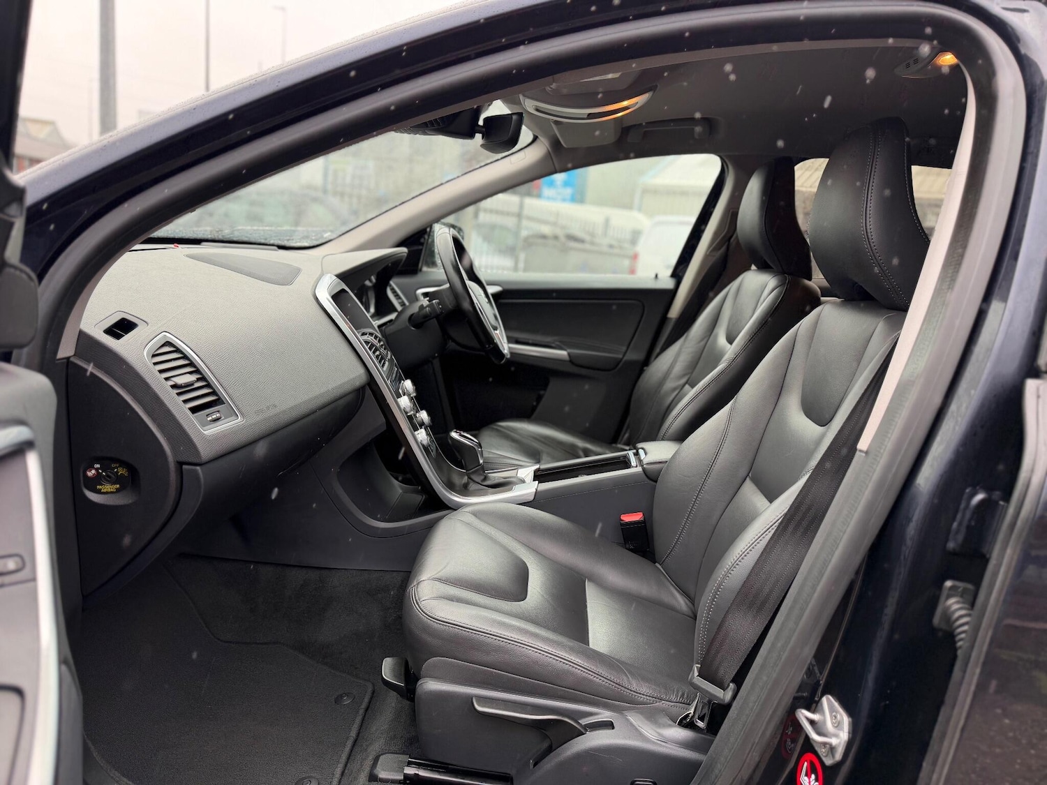 Used Volvo XC60 2016 for sale - 77040409: Photo 12