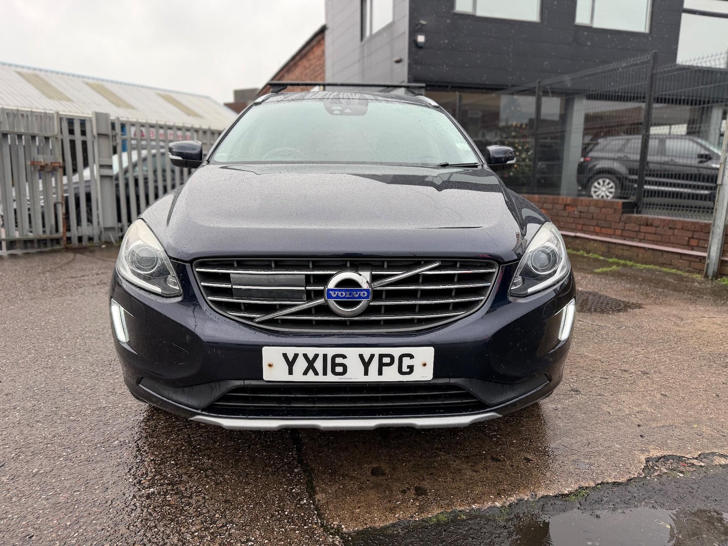 Used Volvo XC60 2016 for sale - 77040409: Photo 9