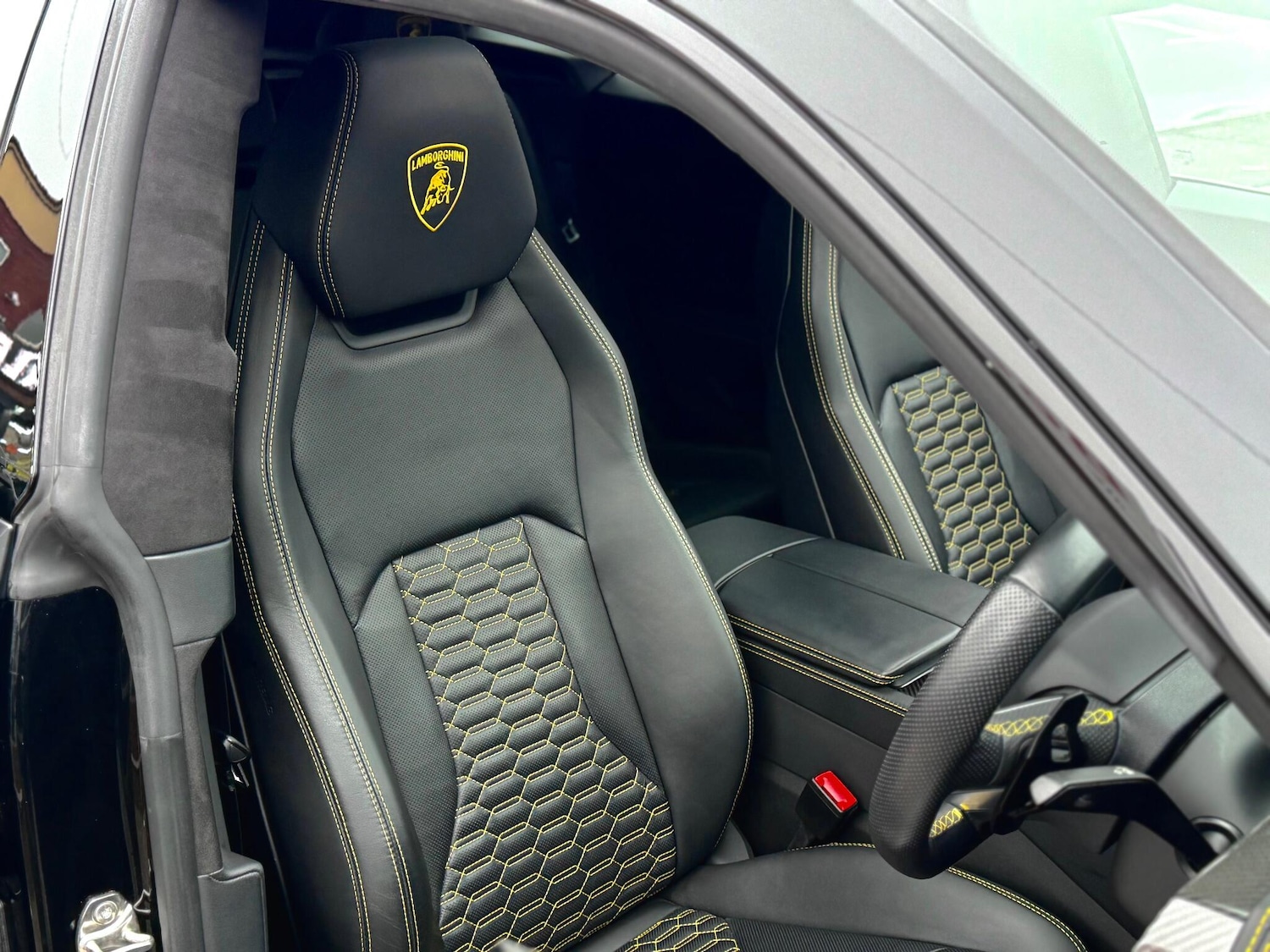 Used Lamborghini Urus 2021 for sale - 77143828: Photo 38