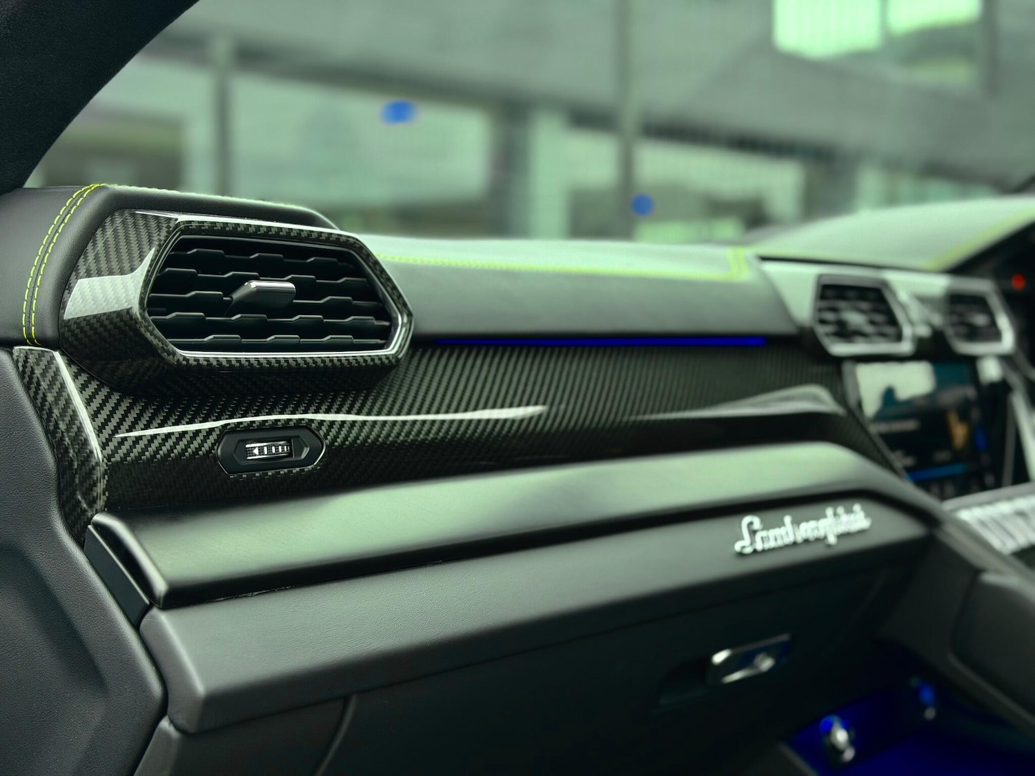 Used Lamborghini Urus 2021 for sale - 77143828: Photo 56