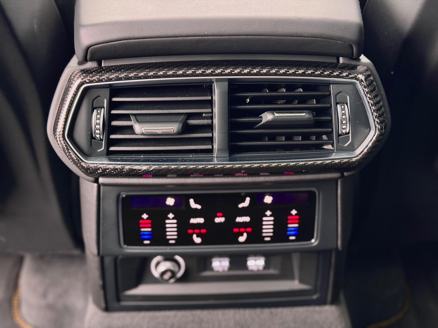 Used Lamborghini Urus 2021 for sale - 77143828: Photo 66