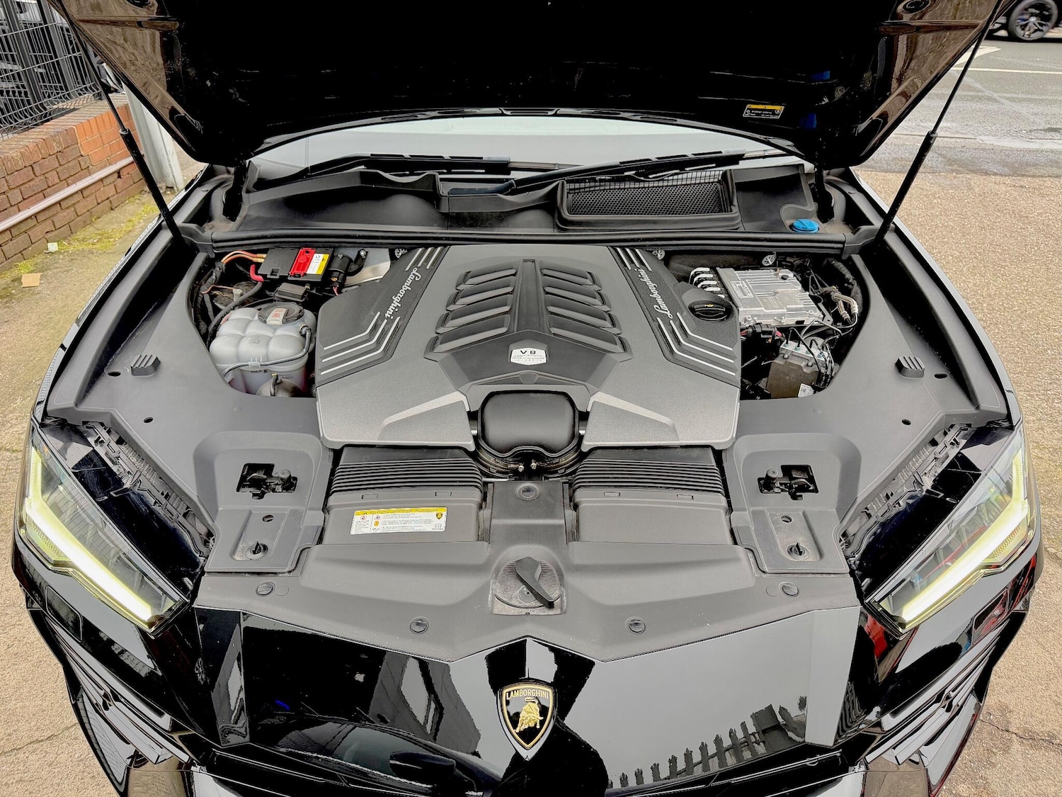 Used Lamborghini Urus 2021 for sale - 77143828: Photo 90