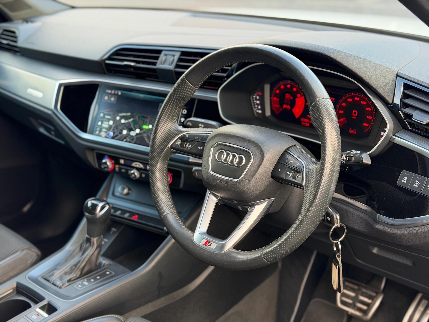 Used Audi Q3 2019 for sale - 77040252: Photo 16