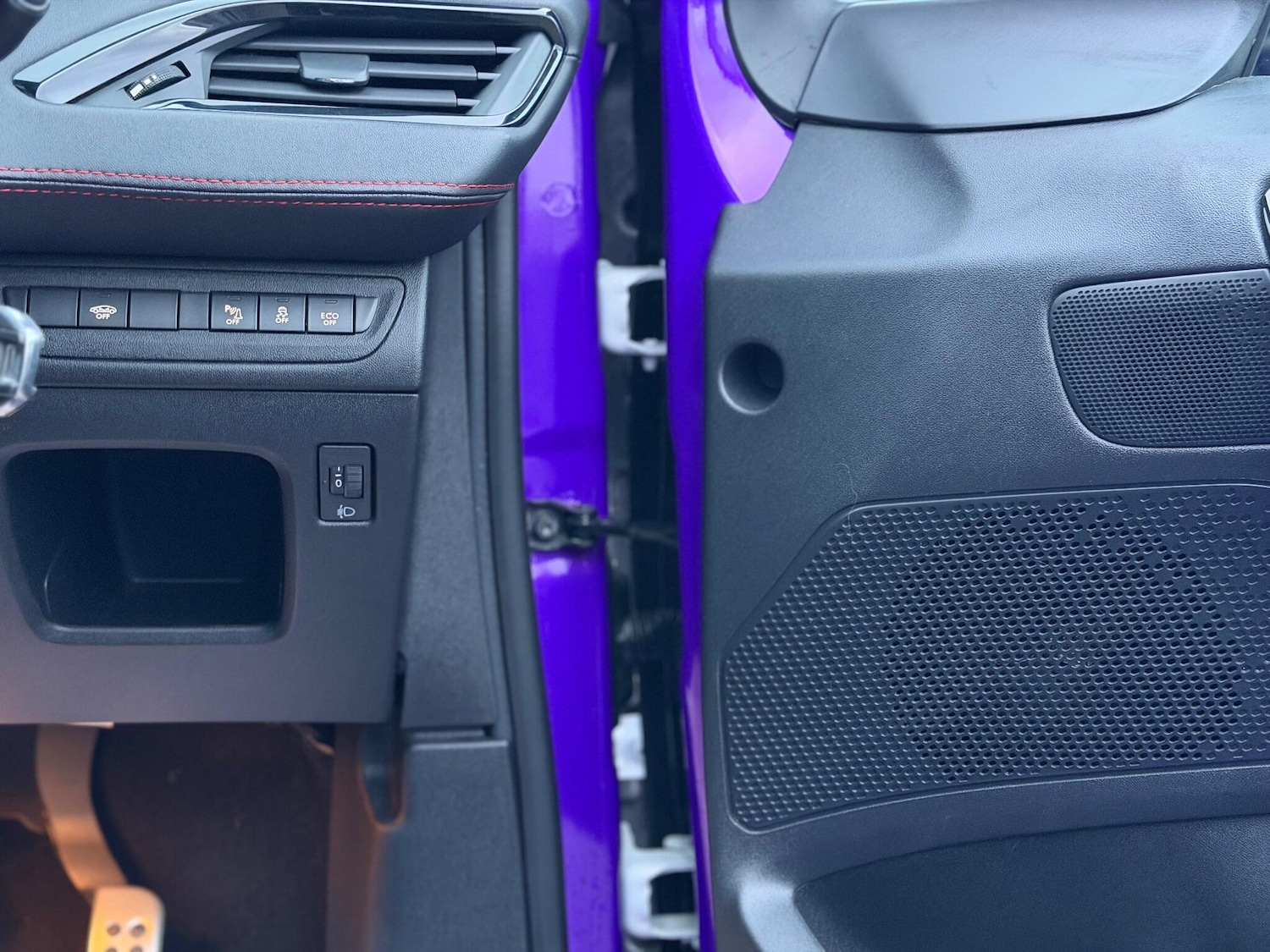 Used Peugeot 208 2018 for sale - 77039740: Photo 23