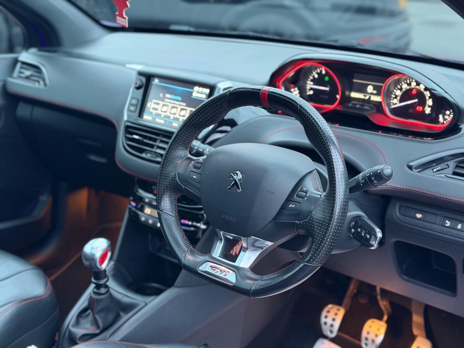 Used Peugeot 208 2018 for sale - 77039740: Photo 24