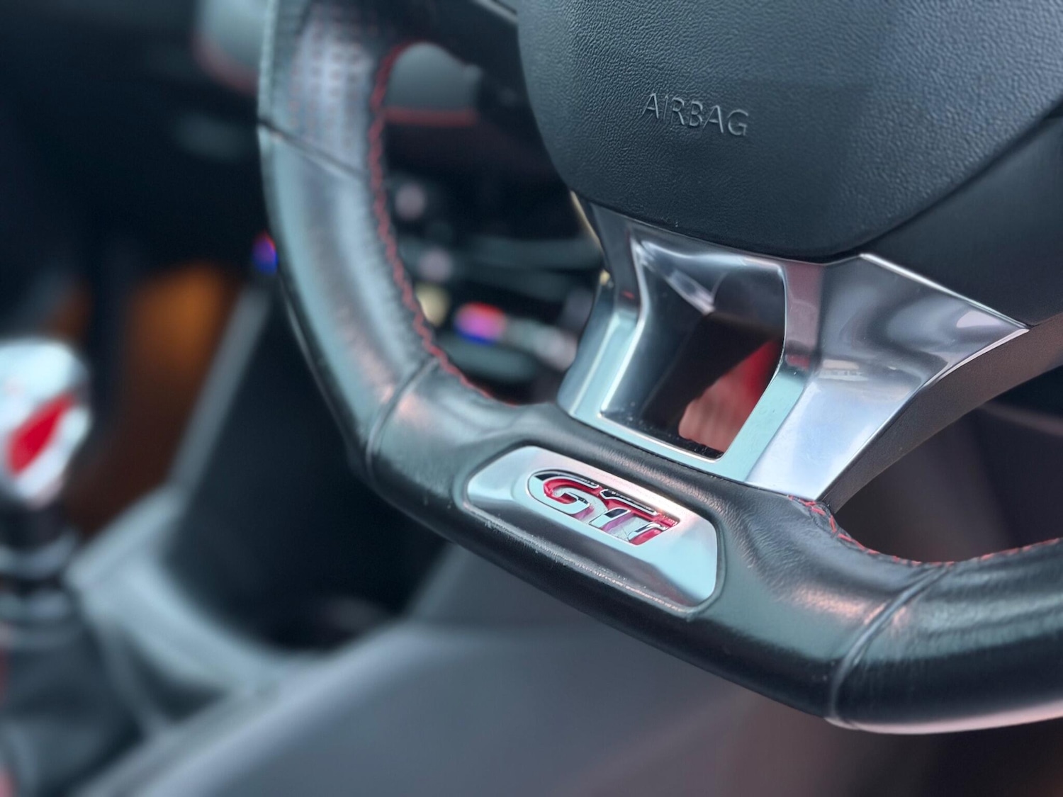 Used Peugeot 208 2018 for sale - 77039740: Photo 26