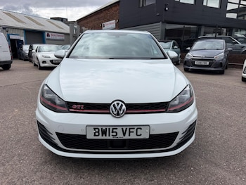 Used Volkswagen Golf 2015 for sale - 79373595: Photo