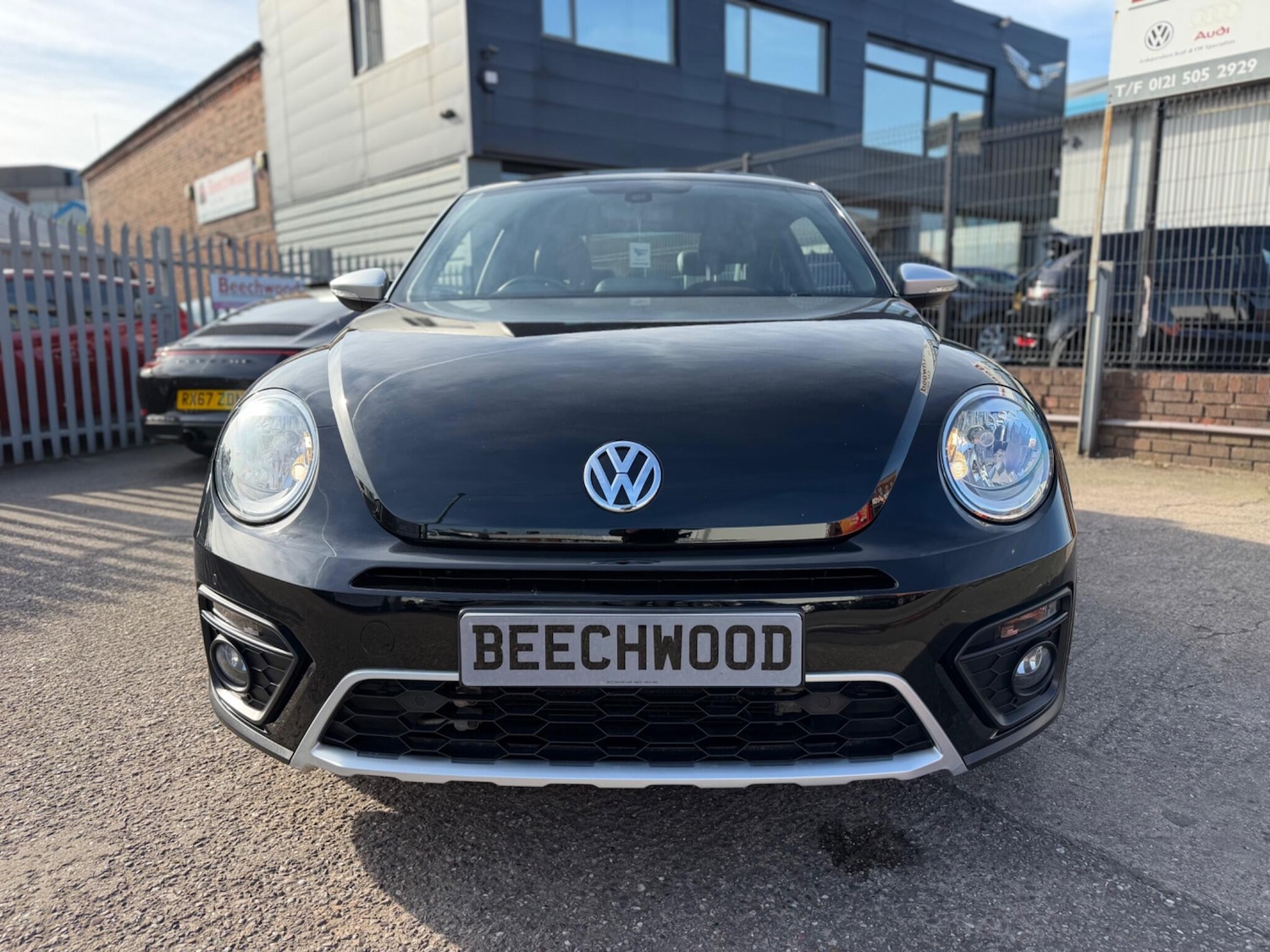 Used Volkswagen Beetle 2017 for sale - 78157828: Photo 13