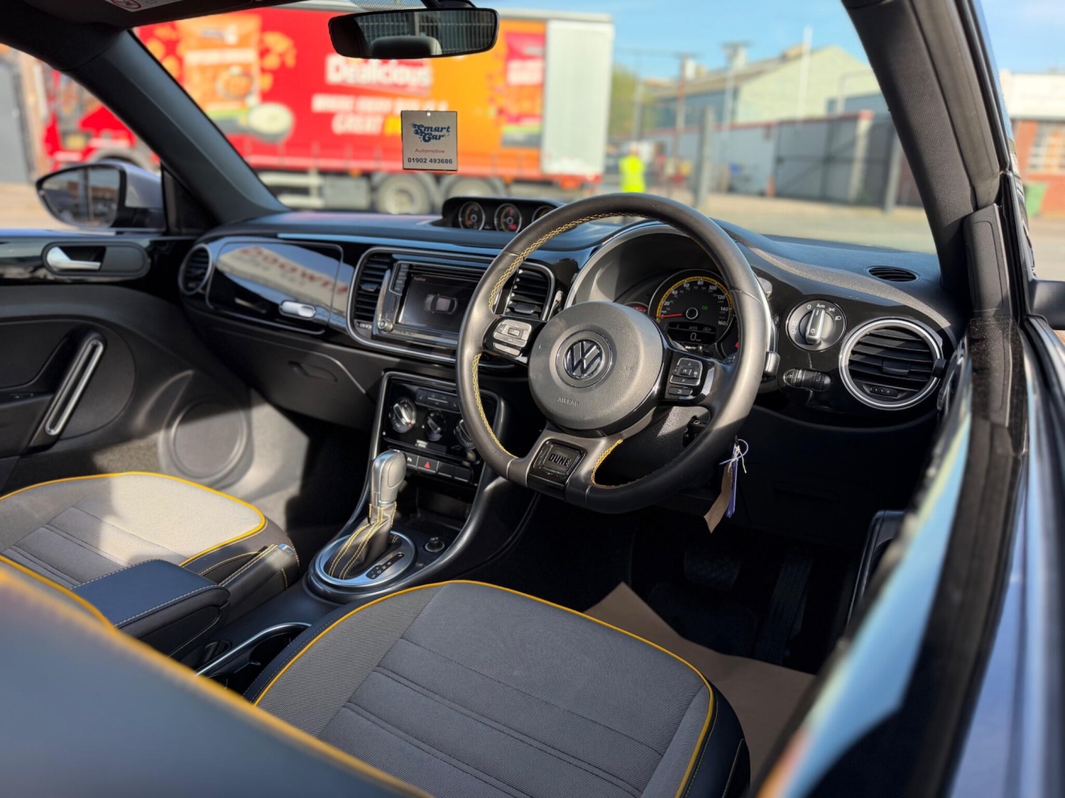 Used Volkswagen Beetle 2017 for sale - 78157828: Photo 15