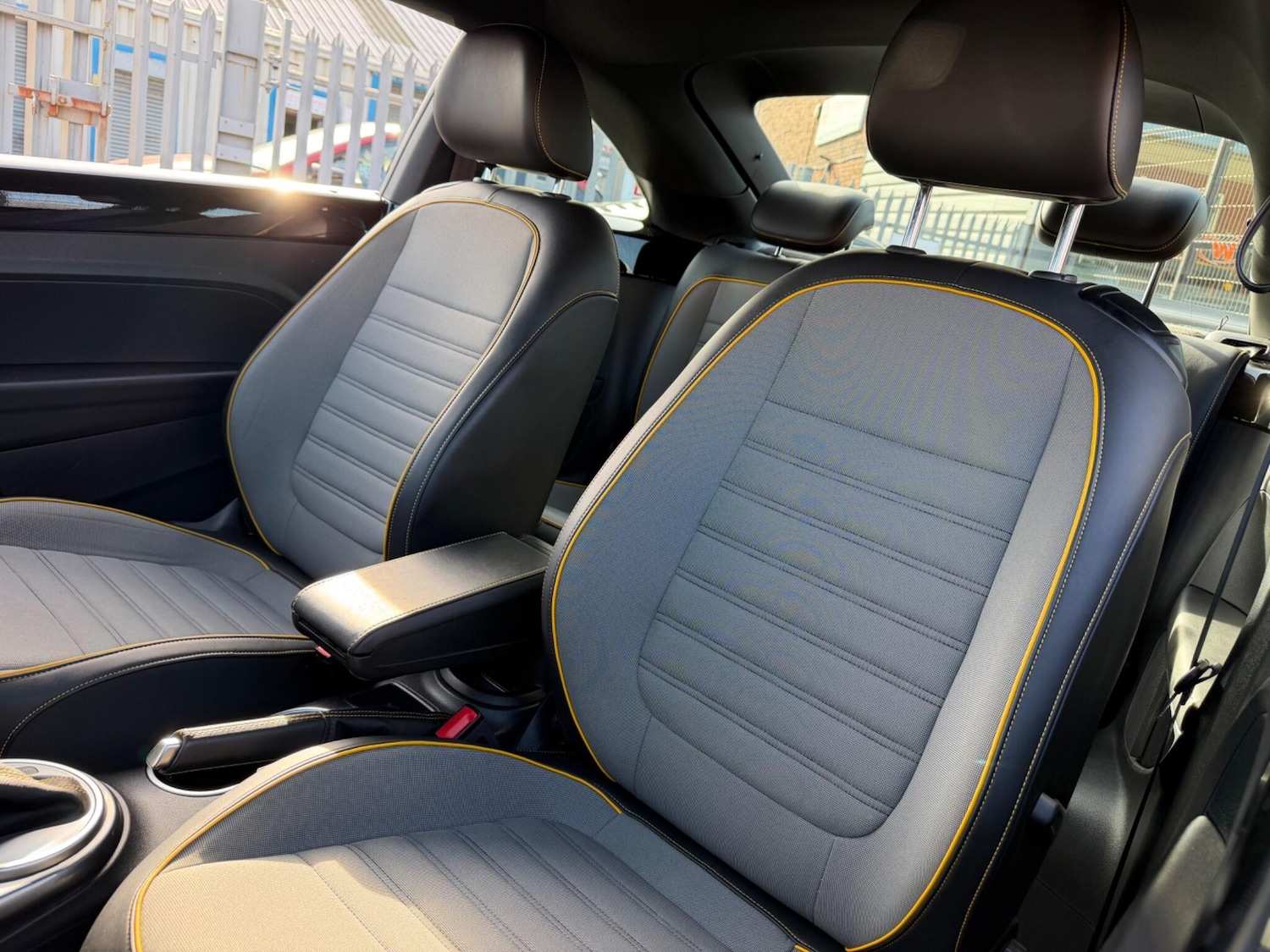 Used Volkswagen Beetle 2017 for sale - 78157828: Photo 19