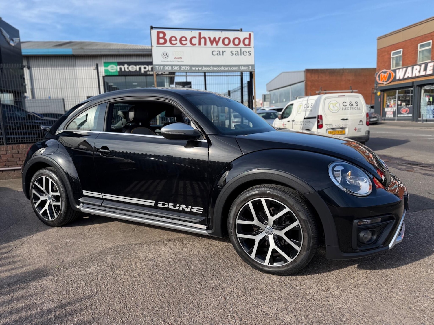 Used Volkswagen Beetle 2017 for sale - 78157828: Photo 4