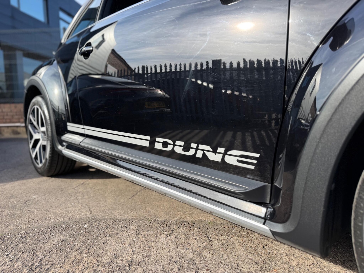 Used Volkswagen Beetle 2017 for sale - 78157828: Photo 6