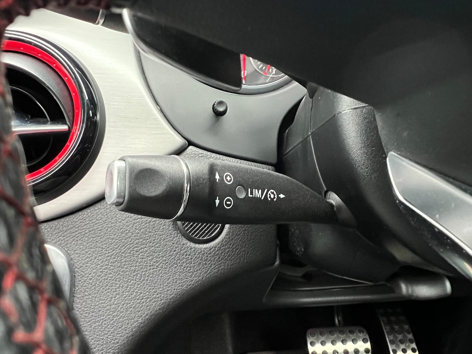 Used Mercedes-Benz CLA for sale - 77040015: Photo 11