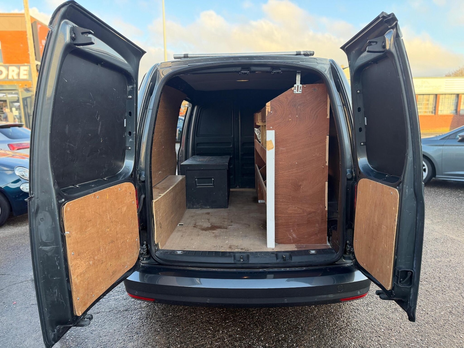 Used Volkswagen Caddy Maxi 2017 for sale - 77040956: Photo 12