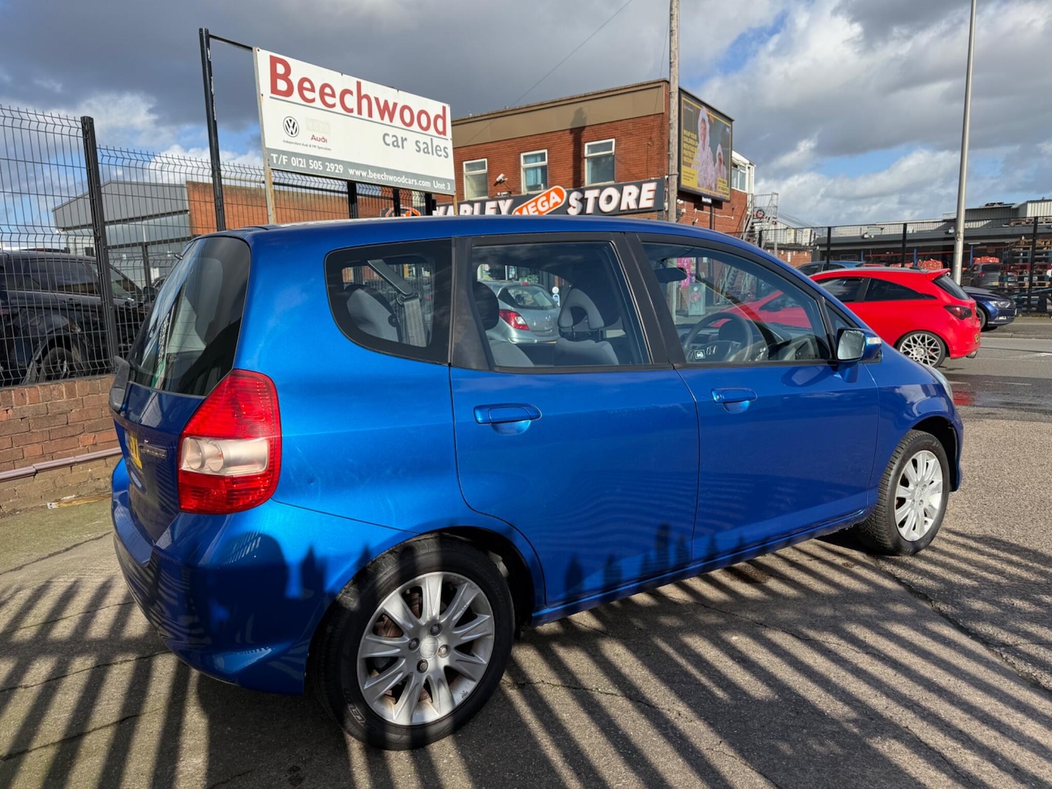 Used Honda Jazz 2005 for sale - 77637799: Photo 4