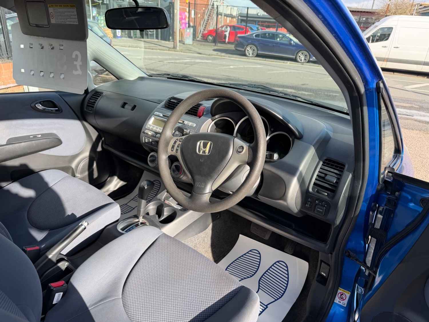 Used Honda Jazz 2005 for sale - 77637799: Photo 6