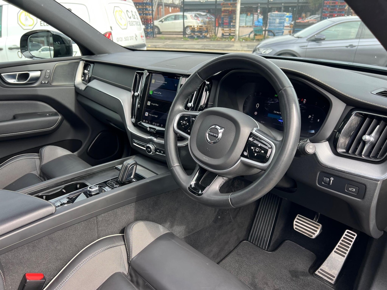 Used Volvo XC60 2021 for sale - 77039710: Photo 11