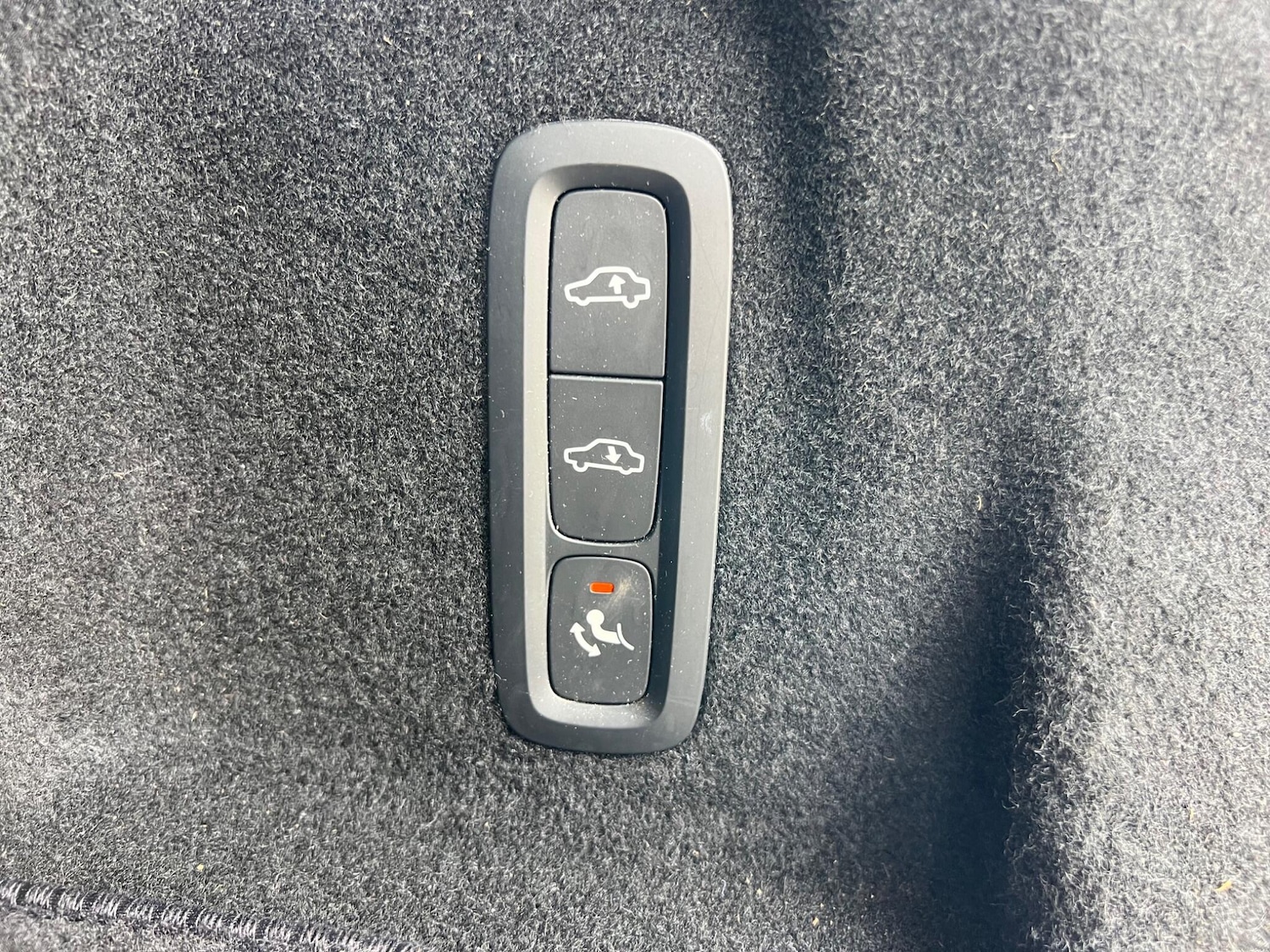 Used Volvo XC60 2021 for sale - 77039710: Photo 19