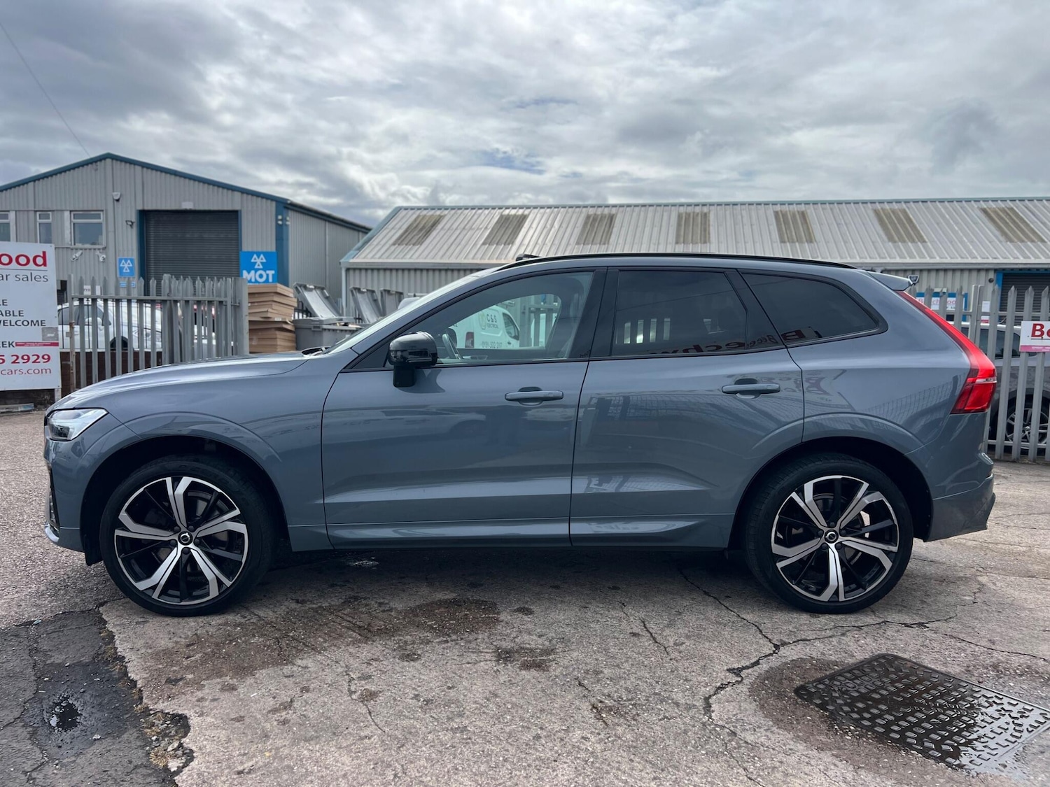 Used Volvo XC60 2021 for sale - 77039710: Photo 4