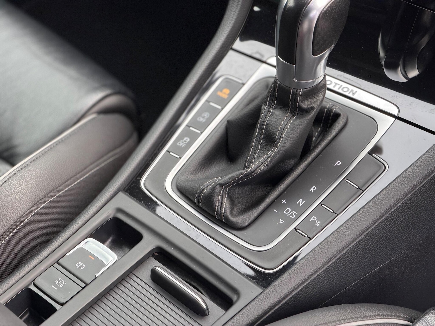 Used Volkswagen Golf 2017 for sale - 77040257: Photo 24