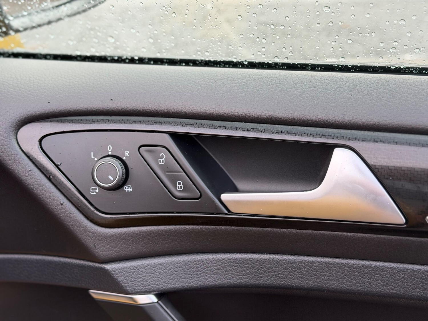 Used Volkswagen Golf 2017 for sale - 77040257: Photo 25