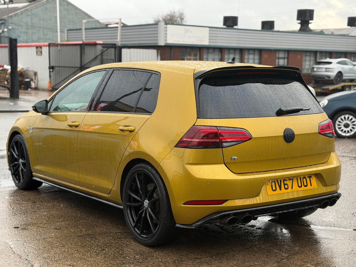 Used Volkswagen Golf 2017 for sale - 77040257: Photo 6