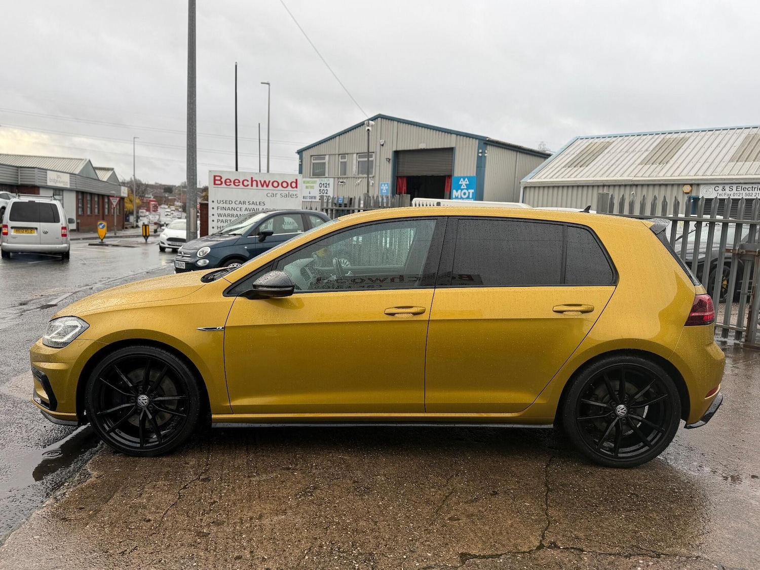 Used Volkswagen Golf 2017 for sale - 77040257: Photo 7