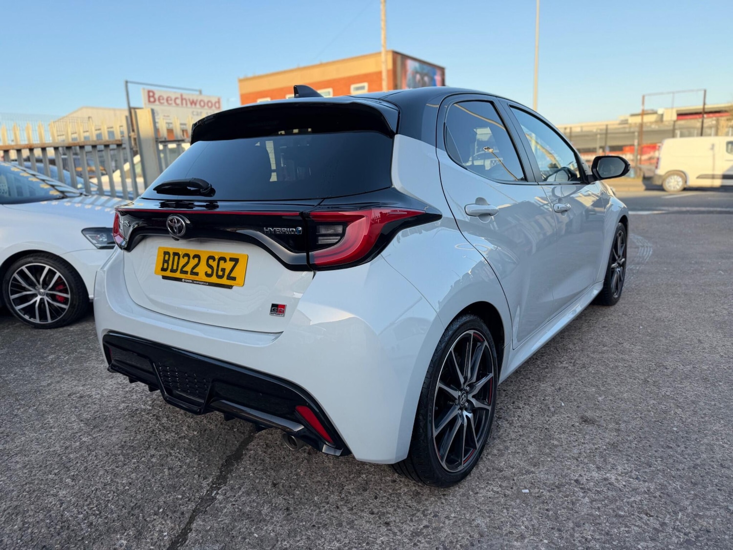 Used Toyota Yaris for sale - 77925170: Photo 4