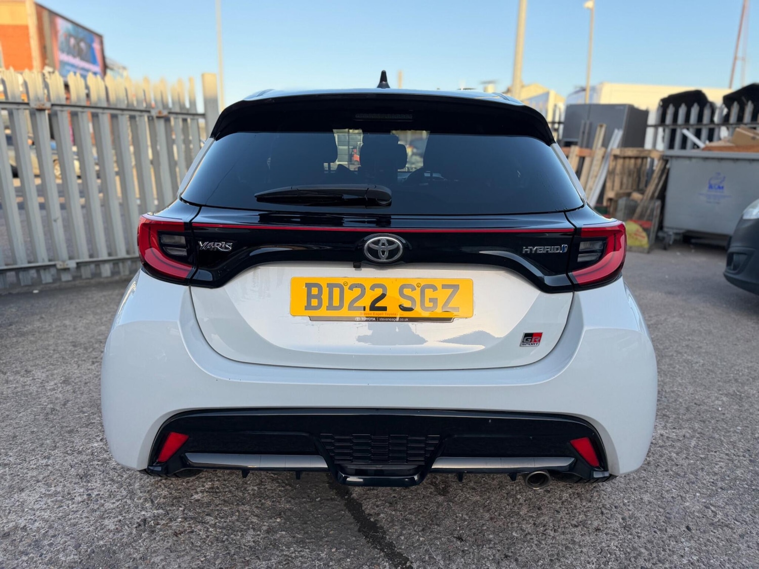 Used Toyota Yaris for sale - 77925170: Photo 5