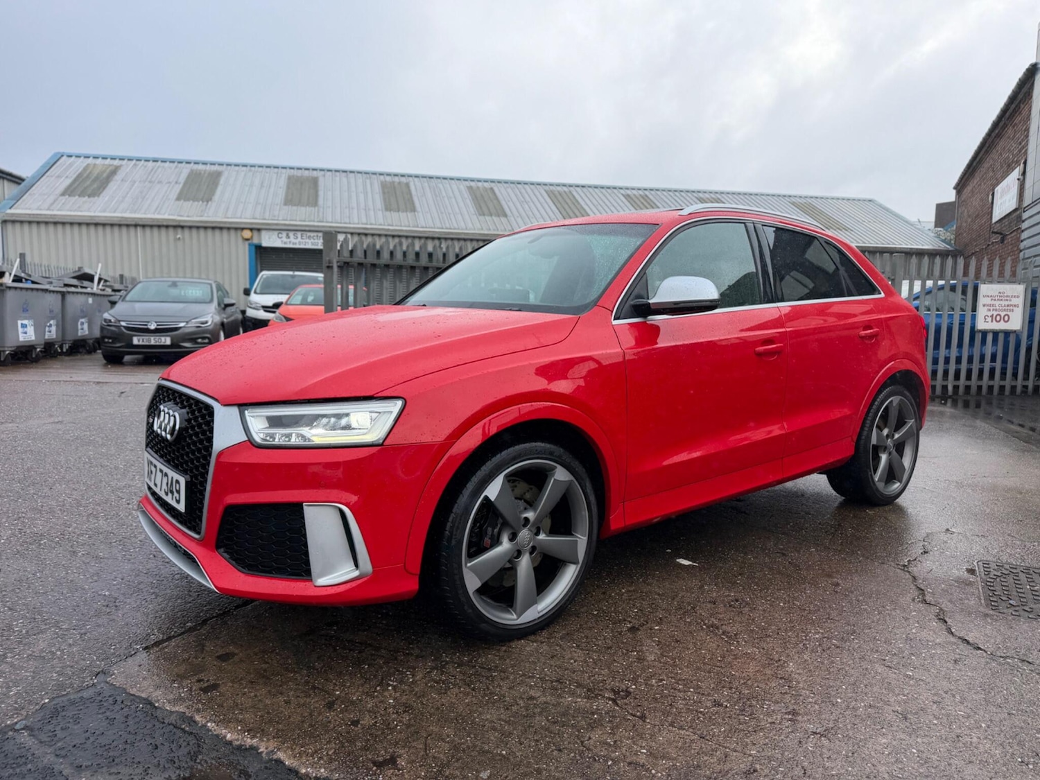 Used Audi RS Q3 2015 for sale - 77478606: Photo 2