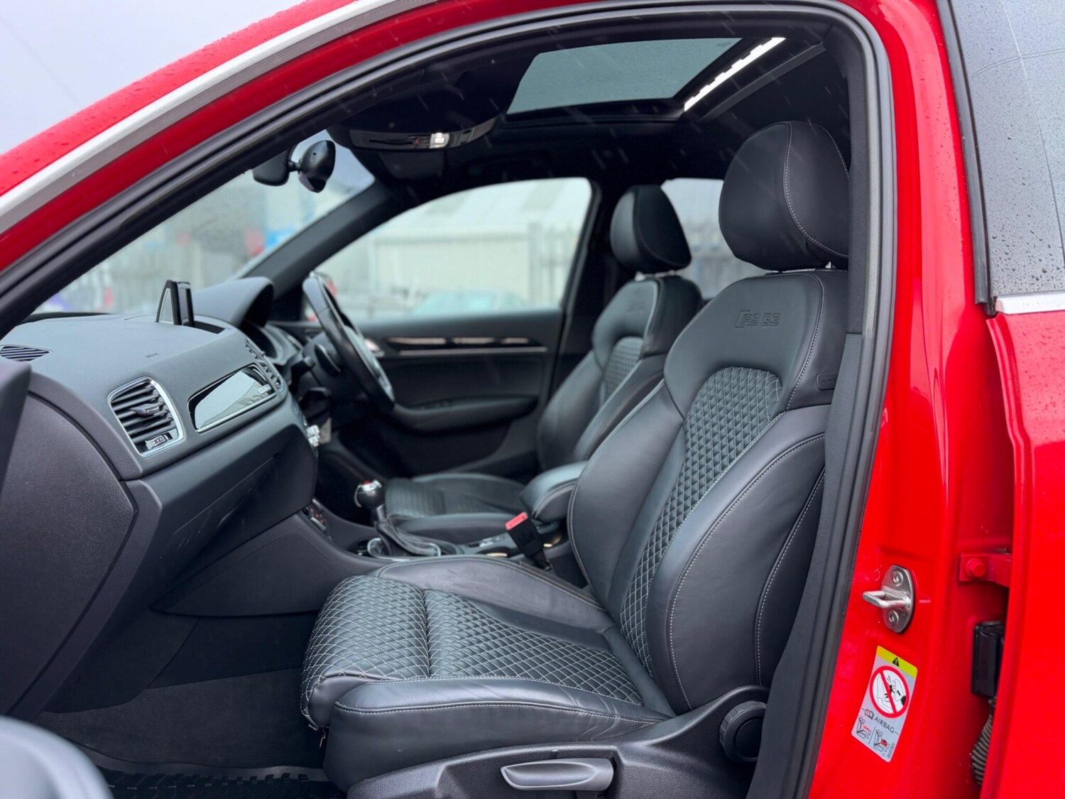 Used Audi RS Q3 2015 for sale - 77478606: Photo 21