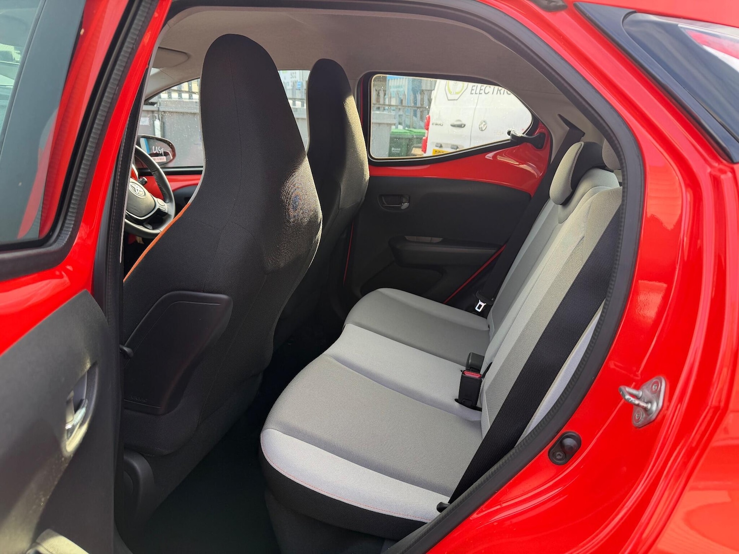 Used Toyota AYGO 2014 for sale - 77039695: Photo 13