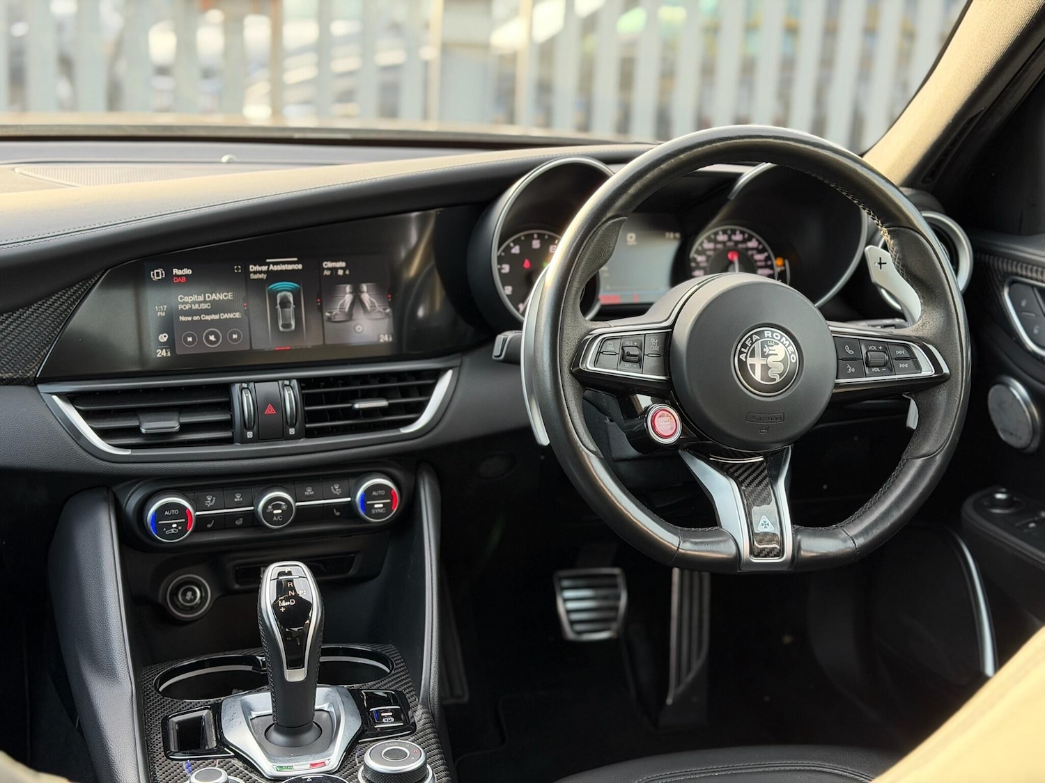 Used Alfa Romeo Giulia 2023 for sale - 77039820: Photo 12