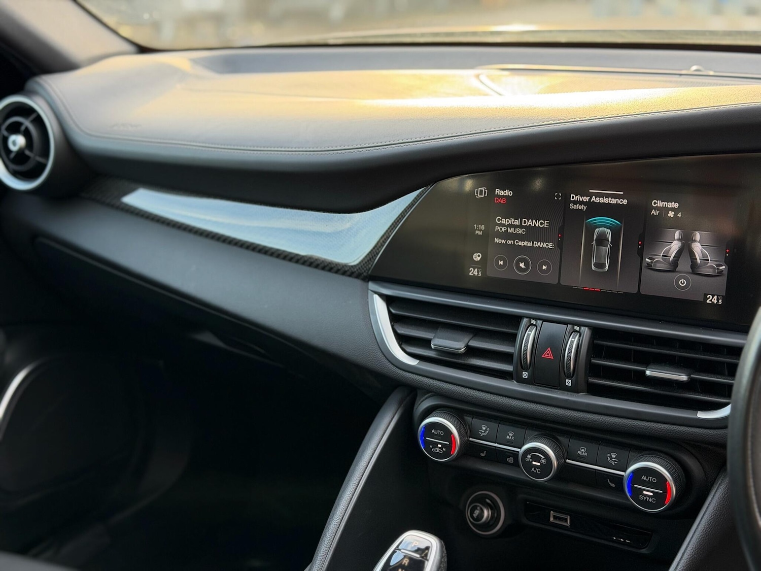 Used Alfa Romeo Giulia 2023 for sale - 77039820: Photo 24