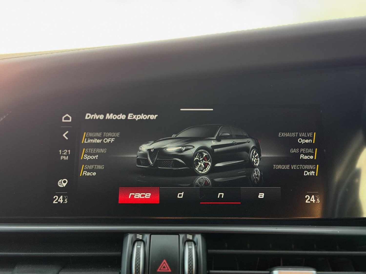 Used Alfa Romeo Giulia 2023 for sale - 77039820: Photo 30