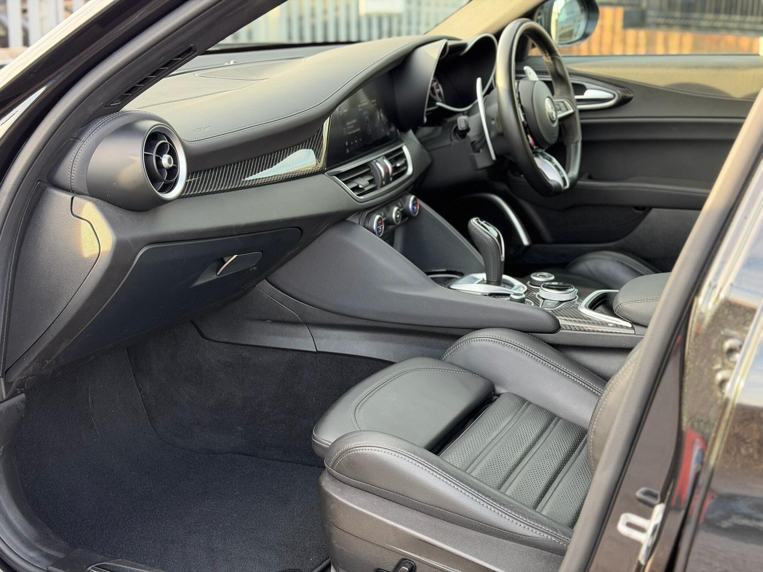 Used Alfa Romeo Giulia 2023 for sale - 77039820: Photo 35