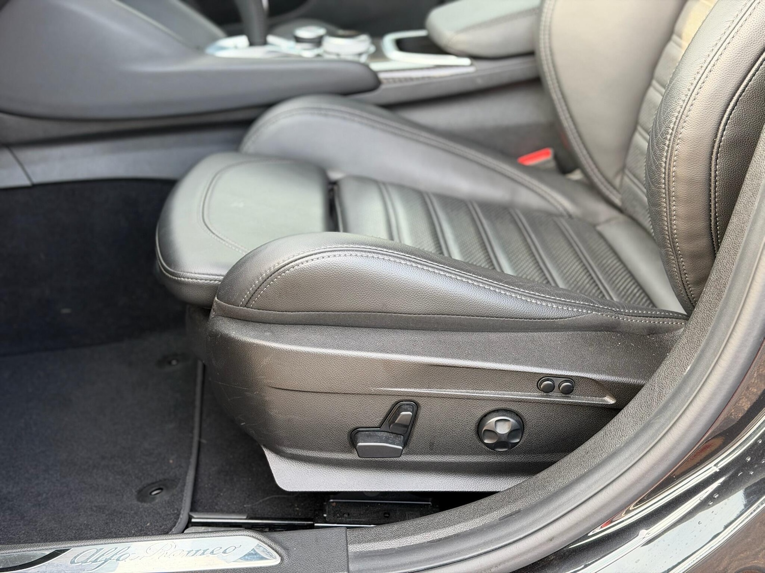 Used Alfa Romeo Giulia 2023 for sale - 77039820: Photo 43