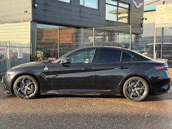 Used Alfa Romeo Giulia 2023 for sale - 77039820: Photo